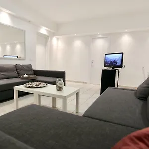 Pretty Space Apartment